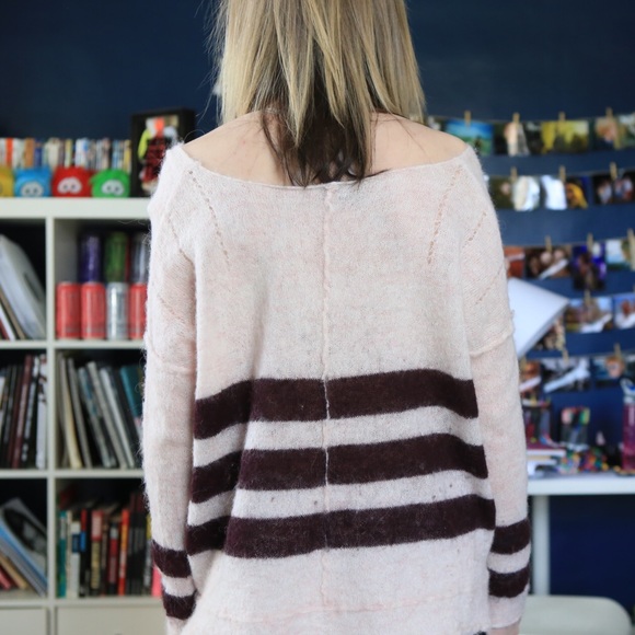 Pink striped sweater - Picture 2 of 4